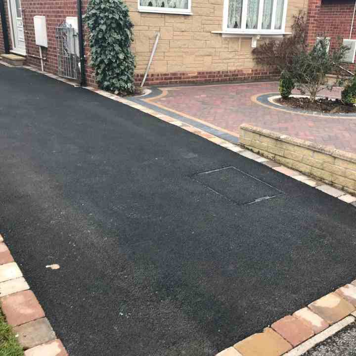 tarmac drive with edging